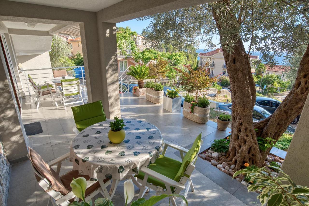 Apartman Marija Lux Sveti Stefan Exterior photo